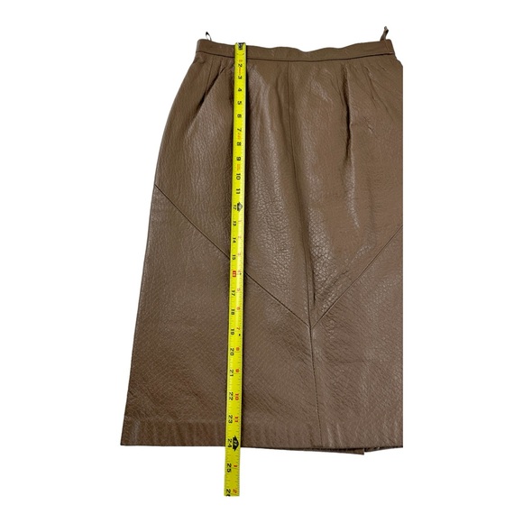 Vintage Wilsons Leather Women's A Line Genuine Leather Skirt Tan Size 10/Medium - Picture 5 of 9